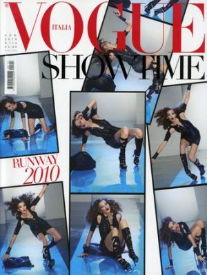 Vogue magazine covers - wah4mi0ae4yauslife.com - Vogue Italia January 2010.jpg